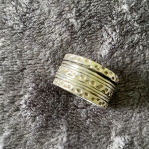 Fidget ring